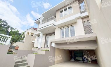 RUMAH MEWAH VILLA PUNCAK.TIDAR,ADA KOLAM RENANG,ROW.JALAN LEBAR