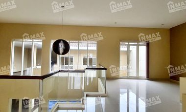 RUMAH MEWAH VILLA PUNCAK.TIDAR,ADA KOLAM RENANG,ROW.JALAN LEBAR