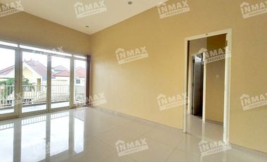 RUMAH MEWAH VILLA PUNCAK.TIDAR,ADA KOLAM RENANG,ROW.JALAN LEBAR