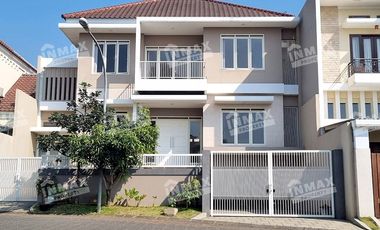 RUMAH MEWAH VILLA PUNCAK.TIDAR,ADA KOLAM RENANG,ROW.JALAN LEBAR