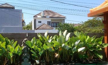 Villa Kayu Sekar Sari Kesiman Denpasar Bali