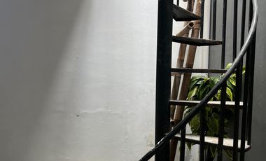 Rumah SHM 2 Lt Hadap Utara 10 menit ke Plasa Cibubur Siap KPR J-35902