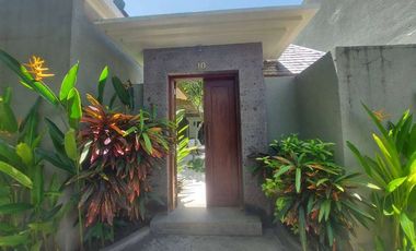 Disewakan 1 Unit Villa Modern 2 dan 3 BR  Fully Furnished di Pecatu