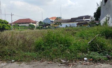 Tanah disewakan di RW 01, Sono Kwijenan, Sukomanunggal, Surabaya, Jawa Timur