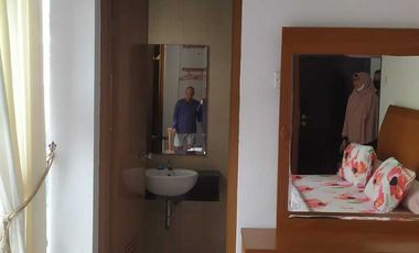 Disewakan Rumah/Town House Cosmo Park di atas Mall Thamrin City