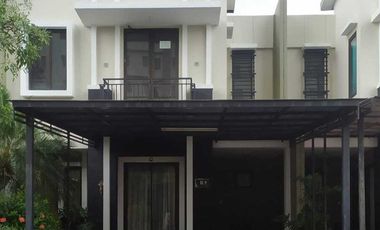 Disewakan Rumah/Town House Cosmo Park di atas Mall Thamrin City