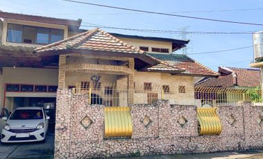 Rumah di Kompleks perumahan sandik Lombok Barat