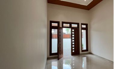 dijual rumah baru di sumber solo