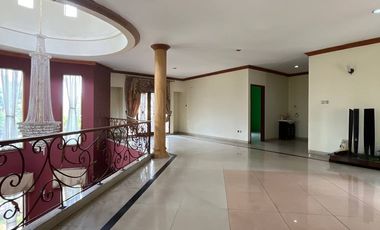 Rumah Mewah Posisi Hook Di Citra Gran Cibubur Bekasi