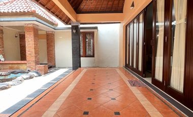Rumah Mewah Posisi Hook Di Citra Gran Cibubur Bekasi