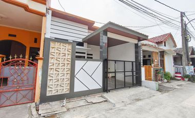Rumah Hadap Selatan 14 Mnt ke Summarecon Mall Bekasi Siap KPR J-36343