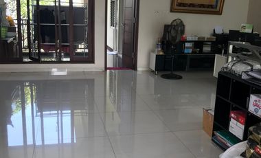 Rumah Siap Huni Full Furnish Gading Pantai Surabaya