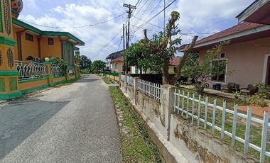 Dijual rumah di jl Utama/ Hangtuah Kel Rejosari P.baru