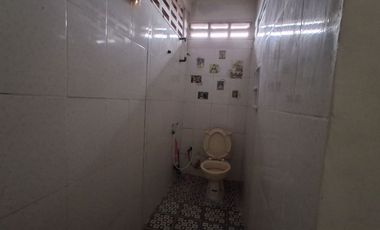 Rumah LT 244 SHM 4 Mnt ke Boxies 123 Mall Dibantu KPR J-36487