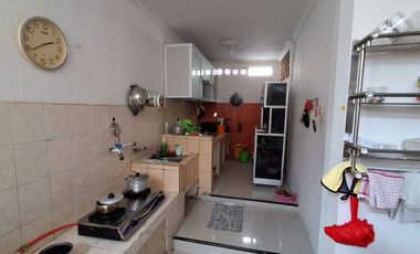 Rumah LT 244 SHM 4 Mnt ke Boxies 123 Mall Dibantu KPR J-36487