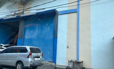 Dijual cepat Gudang di Jl. Husein Sastranegara Jurumudi Tangerang