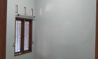 Di Jual Rumah di Kadipiro Banjarsari Solo di dkt SMP 18 Surakarta