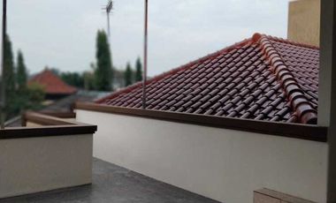 Dijual Pondok Candra murah bangunan 2 lantai