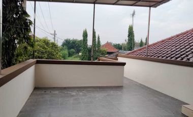 Dijual Pondok Candra murah bangunan 2 lantai