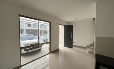 Disewa Murah Rumah PIK 2 Ukuran 6x10 Siap Huni