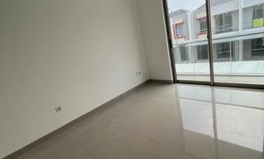 Disewa Murah Rumah PIK 2 Ukuran 6x10 Siap Huni