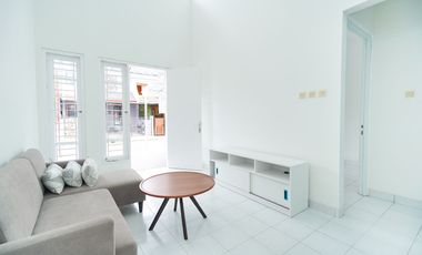 Rumah SHM Siap Huni 5 Mnt ke Paradise Walk Serpong Baru Renov J-22857