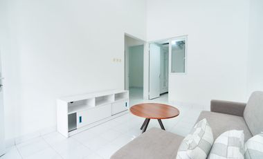 Rumah SHM Siap Huni 5 Mnt ke Paradise Walk Serpong Baru Renov J-22857