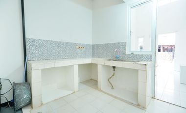 Rumah SHM Siap Huni 5 Mnt ke Paradise Walk Serpong Baru Renov J-22857