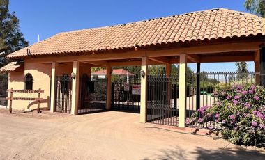 Parcela en Venta en Condominio El Tranque