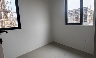 Rumah Siap Huni Lokasi Strategis di Park Serpong