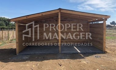 Casa en Arriendo en Casa 260m2 de 4D-4B en Parcela de 2.500m2