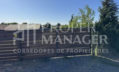 Casa en Arriendo en Casa 260m2 de 4D-4B en Parcela de 2.500m2