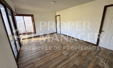 Casa en Arriendo en Casa 260m2 de 4D-4B en Parcela de 2.500m2
