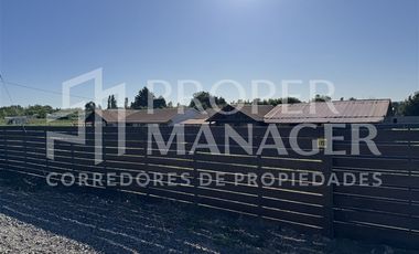 Casa en Arriendo en Casa 260m2 de 4D-4B en Parcela de 2.500m2