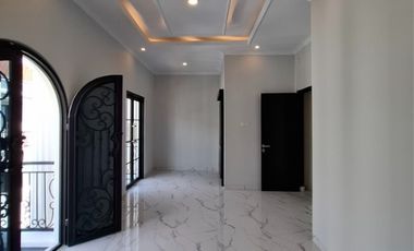 PROMO NEW TOWNHOUSE LOKASI PREMIUM JAGAKARSA