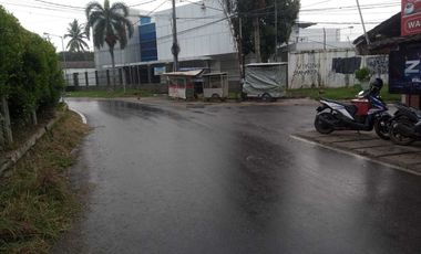 Dijual Tempat Usaha Pinggir Jalan di Cilenggang