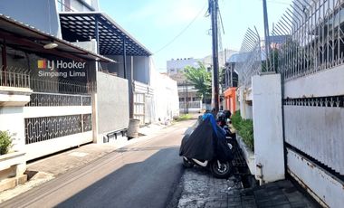 Rumah Murah Tengah Kota Strategis dijual di Pekunden, Simpang Lima