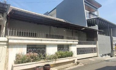 Rumah Murah Tengah Kota Strategis dijual di Pekunden, Simpang Lima
