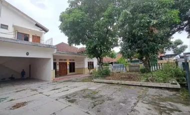 Rumah Hook Luas 557 meter Cocok Hunian Kantor Jalan Aspal Lebar Timoho