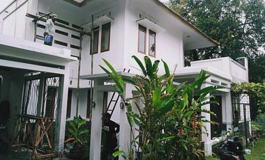 Rumah sejuk view lembah di Ciwaruga