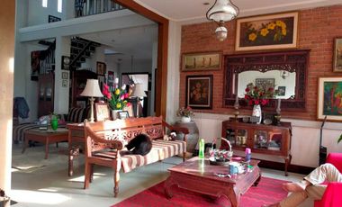 Rumah sejuk view lembah di Ciwaruga
