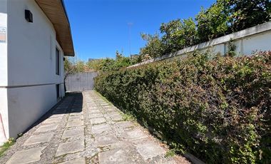 Casa en Arriendo en Las Hualtatas / Arkansas