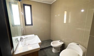 Casa en Arriendo en Las Hualtatas / Arkansas