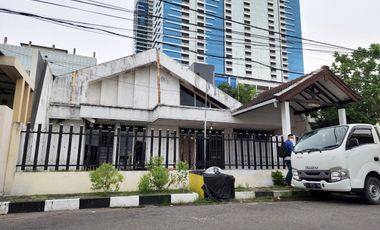 Dijual Rumah 1  Lantai MURRAAAH di Dharmahusada Indah, Surabaya
