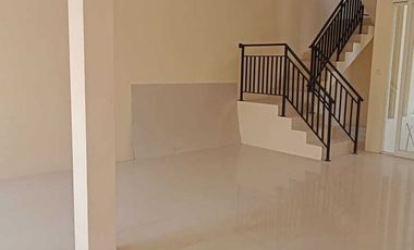 Disewakan Rumah Darmo Indah Asri