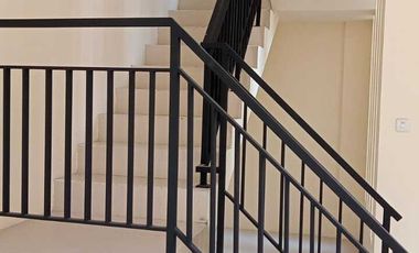 Disewakan Rumah Darmo Indah Asri