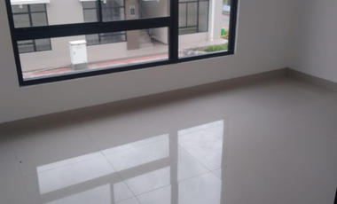 Disewakan Rumah Ada Bed di Kamar Anak di Green Royal