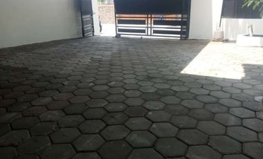 Rumah luas bqgus murah dekat UII