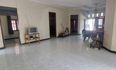 Rumah luas bqgus murah dekat UII