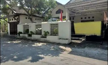 Rumah luas bqgus murah dekat UII